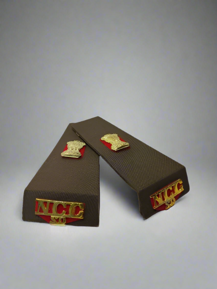 STAR SET ON FLAP - The Adventure Hut