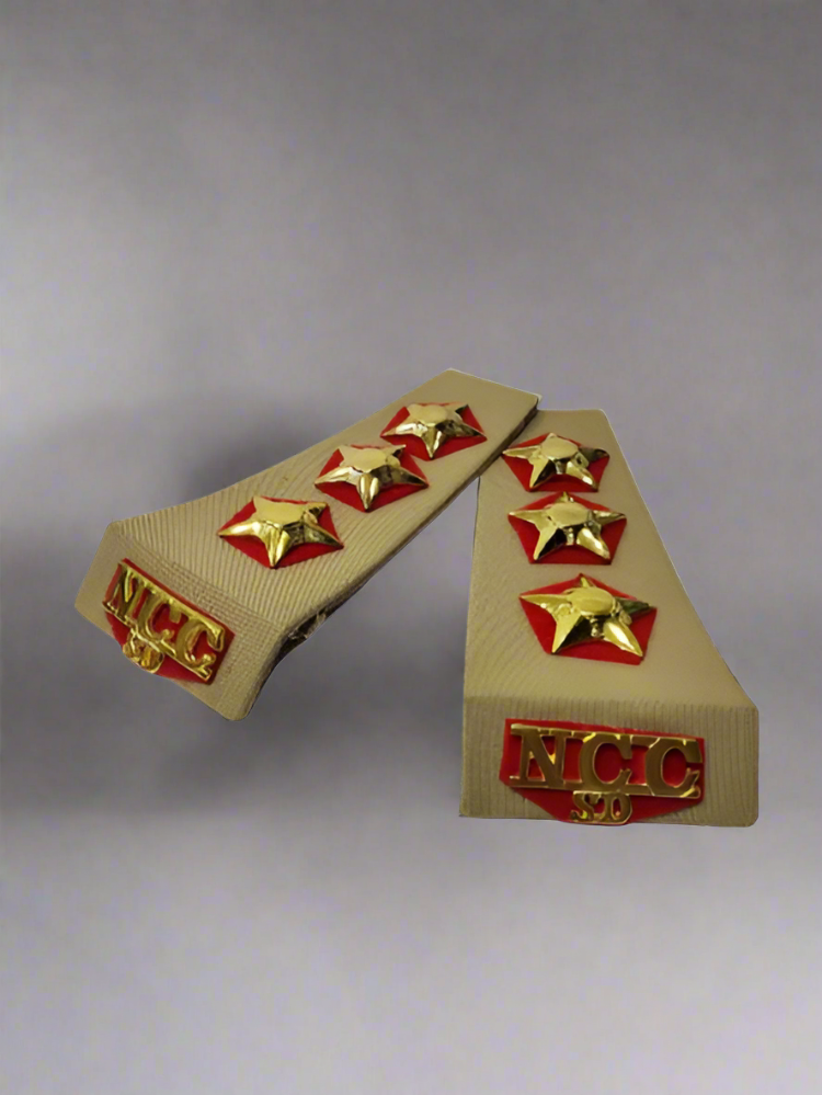 STAR SET ON FLAP - The Adventure Hut