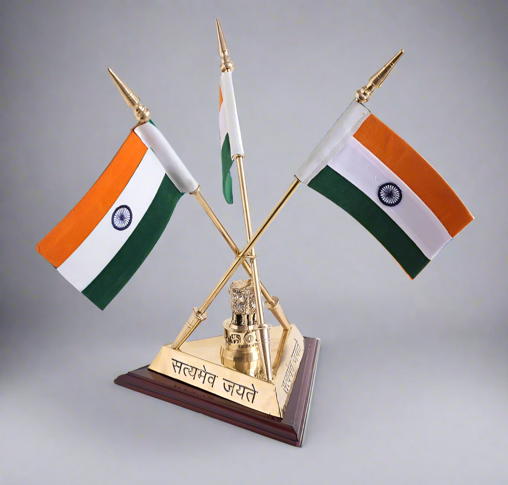 BRASS TABLE FLAG STAND(TRIANGULAR)