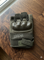 Mechanix Wear M-Pact style tactical gloves [HALF]